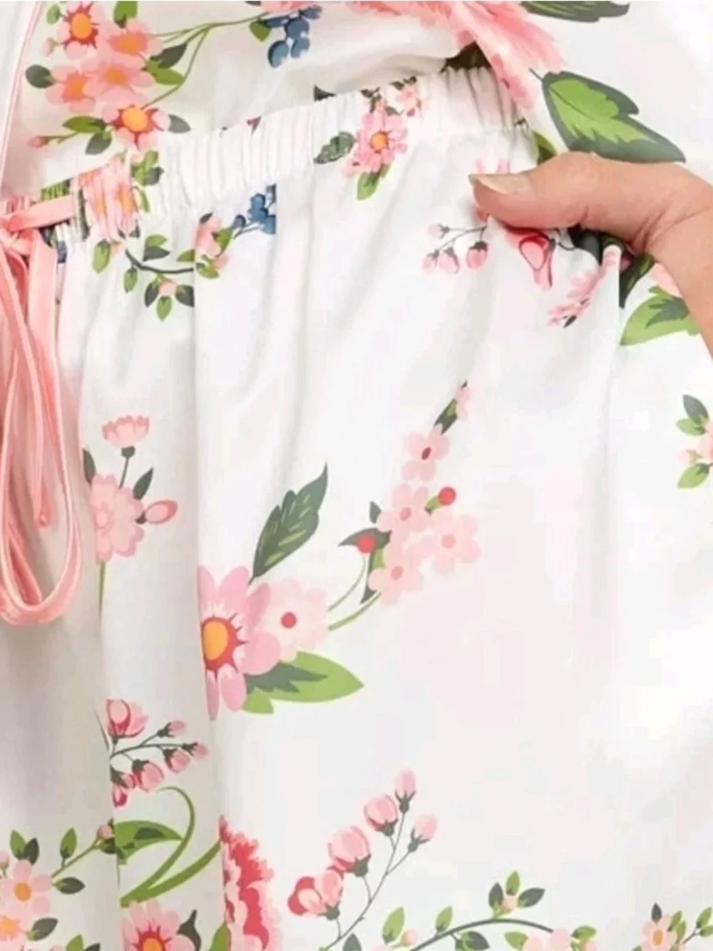 Flora Nikrooz 2 Pcs Relaxed Fit Soft Satin Collar Pajamas XL Floral (210)
